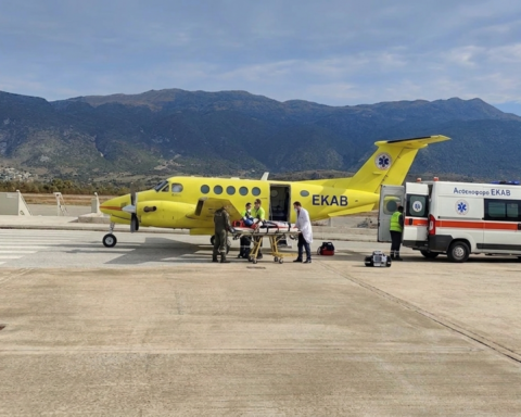 Gemini_Generated_Image_TyposEpeirou (12)